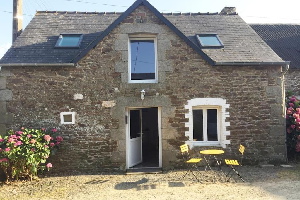 Charmante Maison Proche De Dinan -Dinard - St Malo Pleslin-Trigavou Eksteriør billede